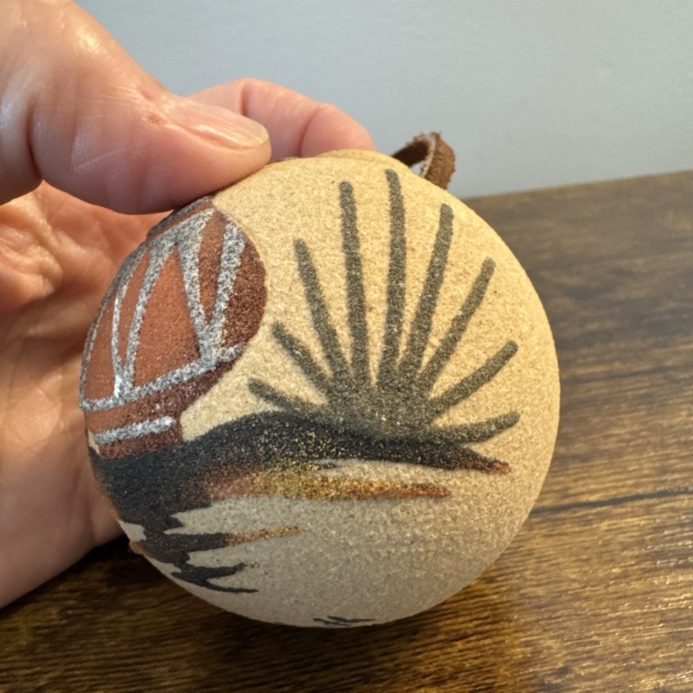 VTG Hand Made SouthWest Hanging Mini Seed Pot Pottery Ornament Signed 90s - Picture 4 of 8